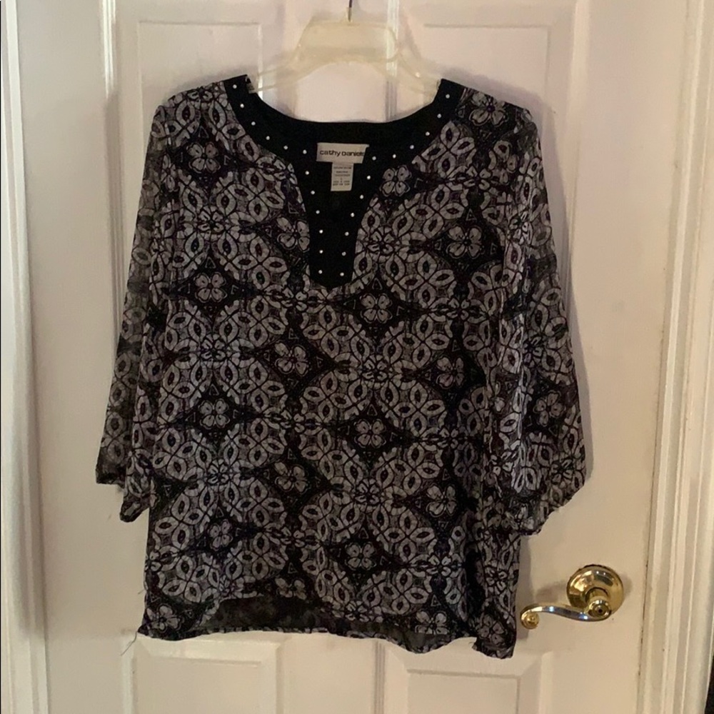 100% Polyester Women’s Blouse Black and Grey